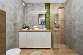 Tawryczewskiego Apartments by Renters