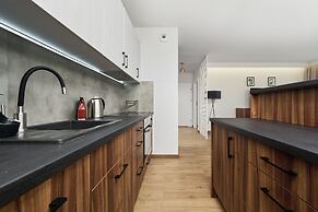 Tawryczewskiego Apartments by Renters