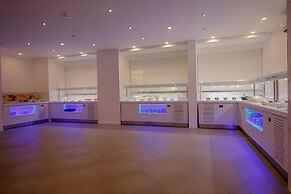 Supreme Beach - Adults Only