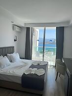 Supreme Beach - Adults Only