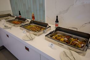 Supreme Beach - Adults Only