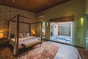 Brij Bageecha Jaipur - Private Villas with Heated Plunge Pool