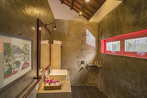 Be's Beach House An Bang