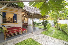 Be's Beach House An Bang