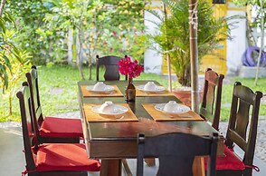 Be's Beach House An Bang