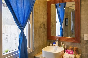 Be's Beach House An Bang