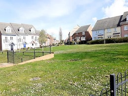 Marinaa Inn, Welcome Home