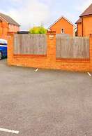 Marinaa Inn, Welcome Home