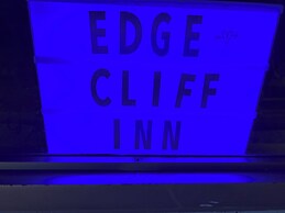 EdgeCliff Inn