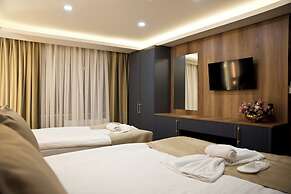 Grand Bagoz Hotel