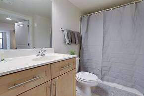 Incredible Apt in Pentagon City