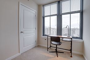 Incredible Apt in Pentagon City