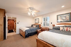 Resort Plaza Condominiums 5030 - 5064