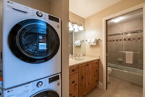 Resort Plaza Condominiums 5030 - 5064