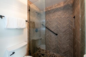 Resort Plaza Condominiums 5030 - 5064