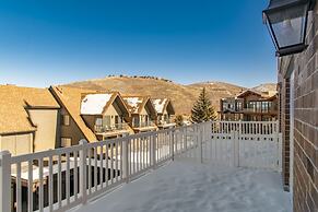 Resort Plaza Condominiums 5030 - 5064