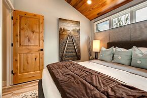 Park Avenue Upgraded 3 Bedroom Condominiums