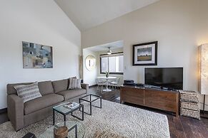 Three Kings Condominiums