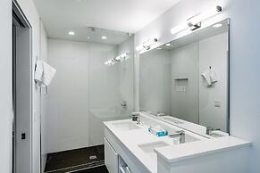 Three Kings Condominiums