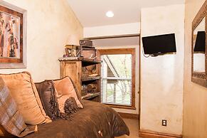 Three Kings Condominiums