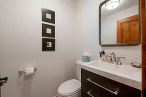 Three Kings Condominiums