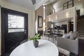 Three Kings Condominiums