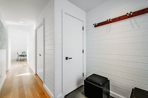 Three Kings Condominiums