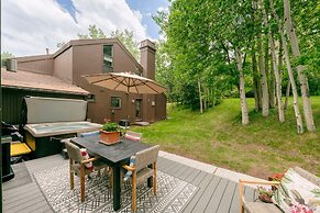 Three Kings Condominiums