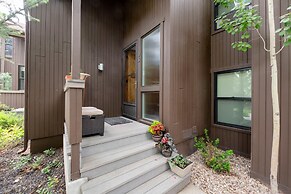 Three Kings Condominiums