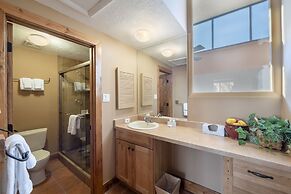 Park Avenue Standard 2 Bedroom Condominiums