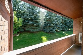 Park Avenue Standard 2 Bedroom Condominiums