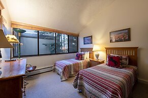 Park Avenue Standard 2 Bedroom Condominiums