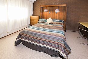 Park Avenue Standard 2 Bedroom Condominiums