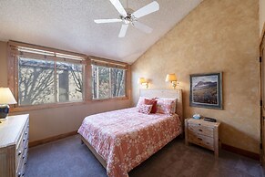 Park Avenue Standard 2 Bedroom Condominiums