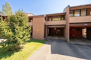 Park Avenue Standard 2 Bedroom Condominiums