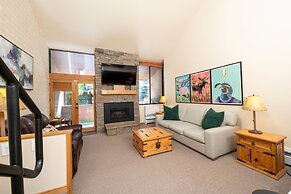 Park Avenue Standard 2 Bedroom Condominiums