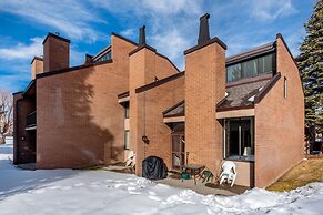 Park Avenue Standard 2 Bedroom Condominiums