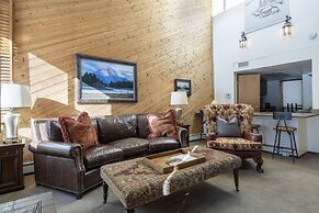 Park Avenue Standard 2 Bedroom Condominiums