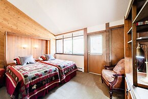 Park Avenue Standard 2 Bedroom Condominiums