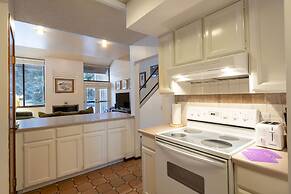 Park Avenue Standard 2 Bedroom Condominiums