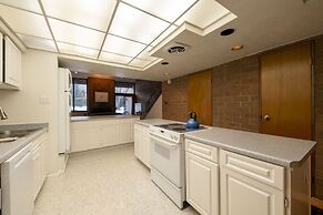 Park Avenue 2 Bedroom Condominiums - Sleeps 8