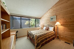 Park Avenue 2 Bedroom Condominiums - Sleeps 8