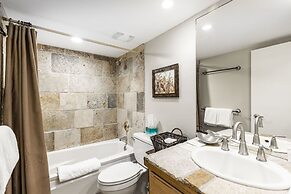 Park Avenue 1 Bedroom Condominiums