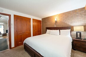 Park Avenue 1 Bedroom Condominiums