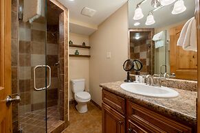 Park Avenue 1 Bedroom Condominiums