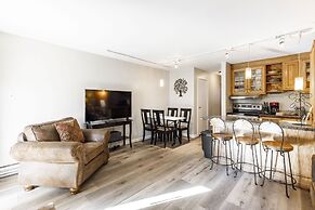 Park Avenue 1 Bedroom Condominiums