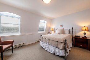 Resort Plaza Condominiums 5002-5025