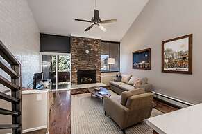 Park Avenue Upgraded 2 Bedroom Condominiums