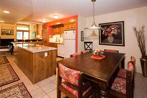 Park Avenue Upgraded 2 Bedroom Condominiums