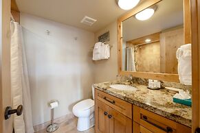 Park Avenue Upgraded 2 Bedroom Condominiums